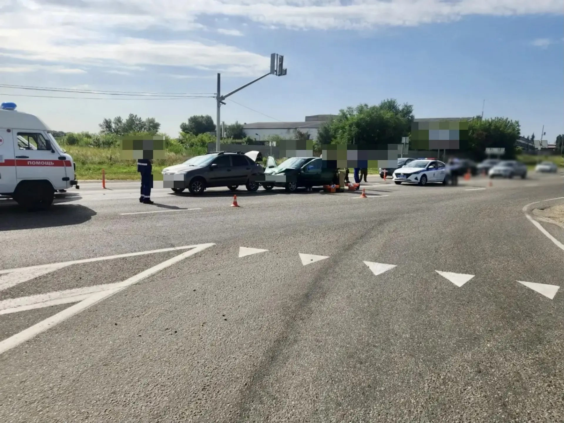 В ДТП под Ставрополем погиб водитель «Лады Гранты» В ДТП под Ставрополем погиб водитель «Лады Гранты»