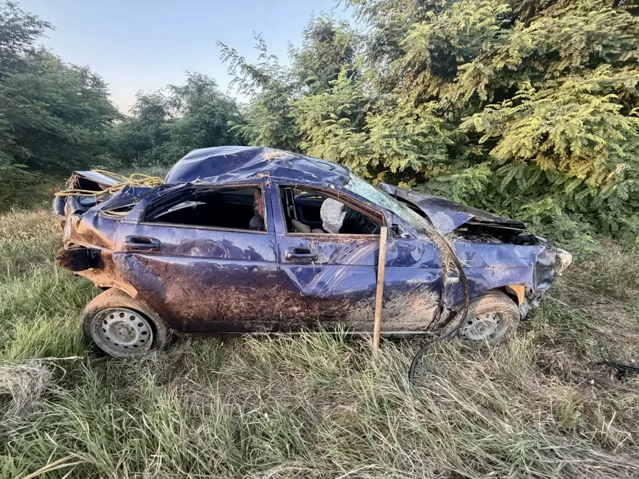 Пассажир «Лады» погиб при опрокидывании на высокой скорости в Курском округе Пассажир «Лады» погиб при опрокидывании на высокой скорости в Курском округе