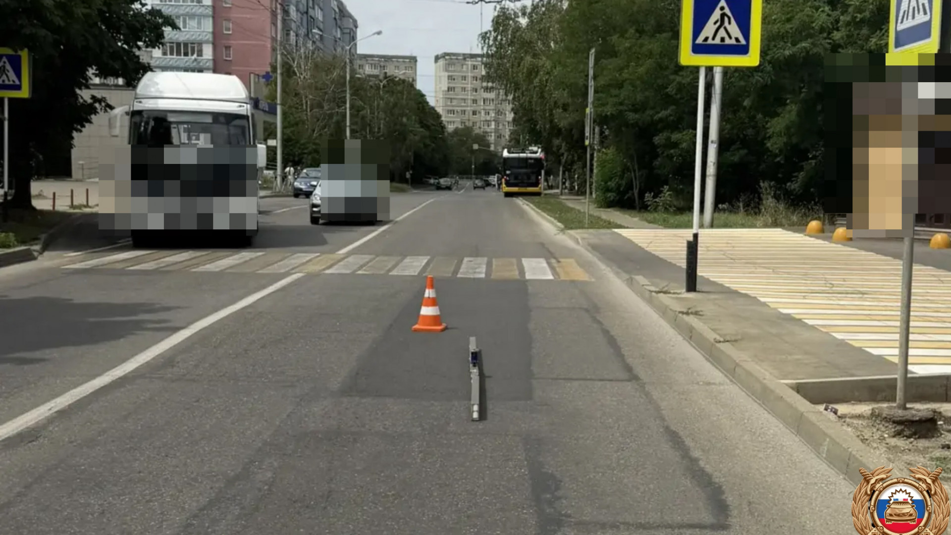 Пожилая женщина упала в резко затормозившем автобусе в Ставрополе