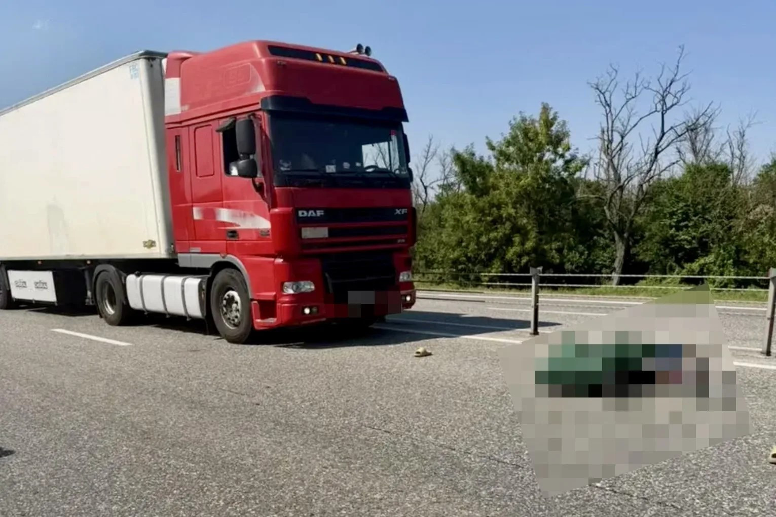 На трассе «Кавказ» в Ставропольском крае грузовик насмерть сбил велосипедиста