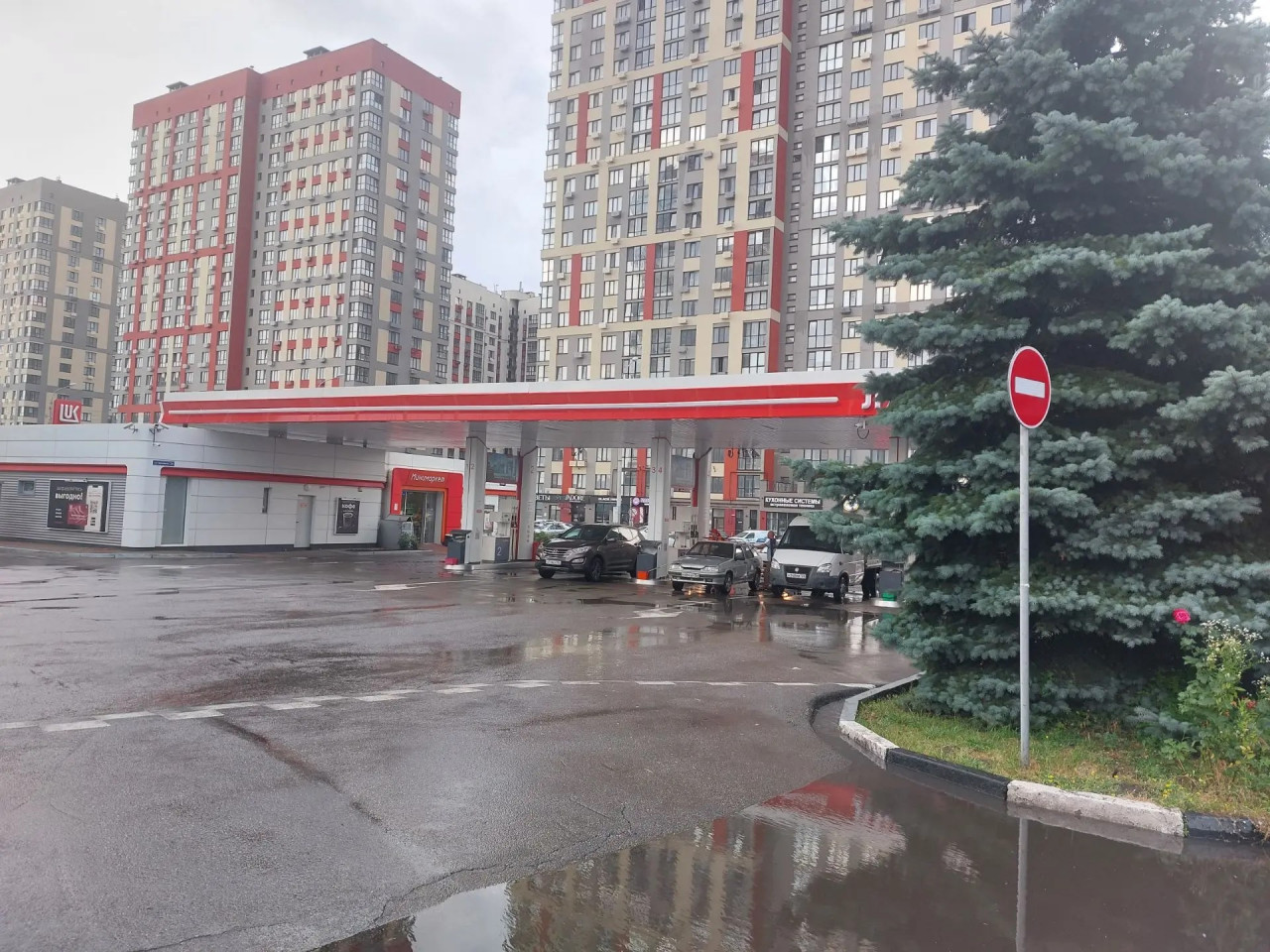 Очереди, "Евро-3" и меры властей: что происходит на рынке топлива в России и на Ставрополье