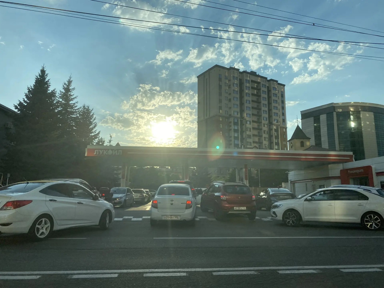 Жители Ставрополья жалуются на искусственный ажиотаж на заправках