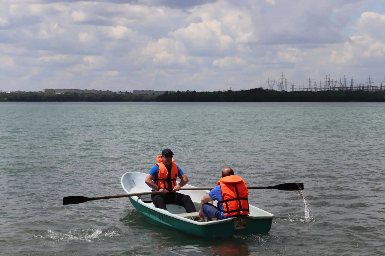 Мужчина утонул в Новотроицком водохранилище во время непогоды