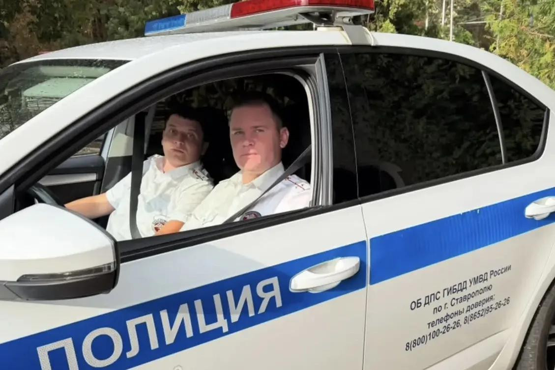 Девятилетнему мальчику с судорогами помогли автоинспекторы Ставрополя