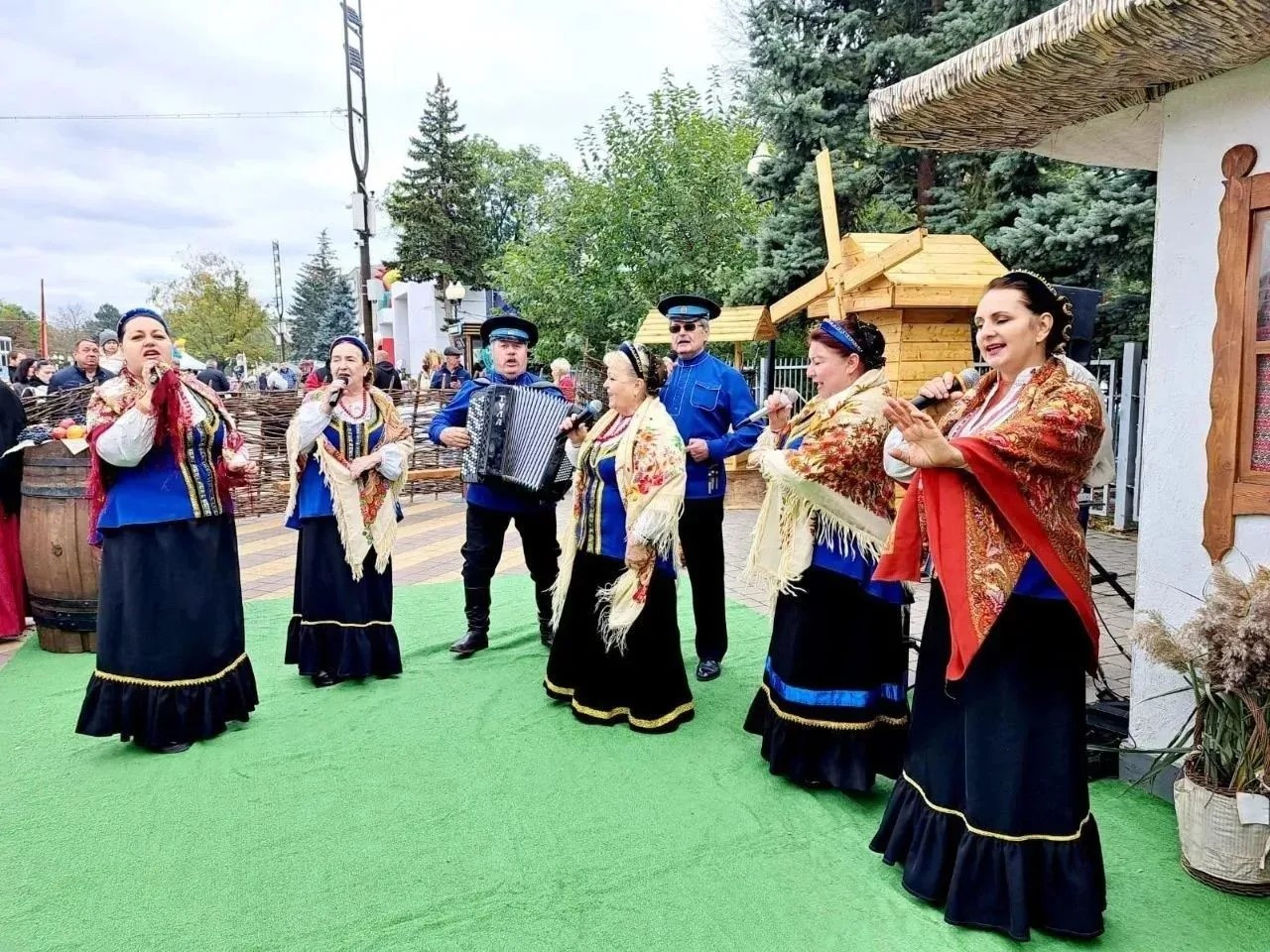 В День города Минводы встретят гостей шестью национальными подворьями