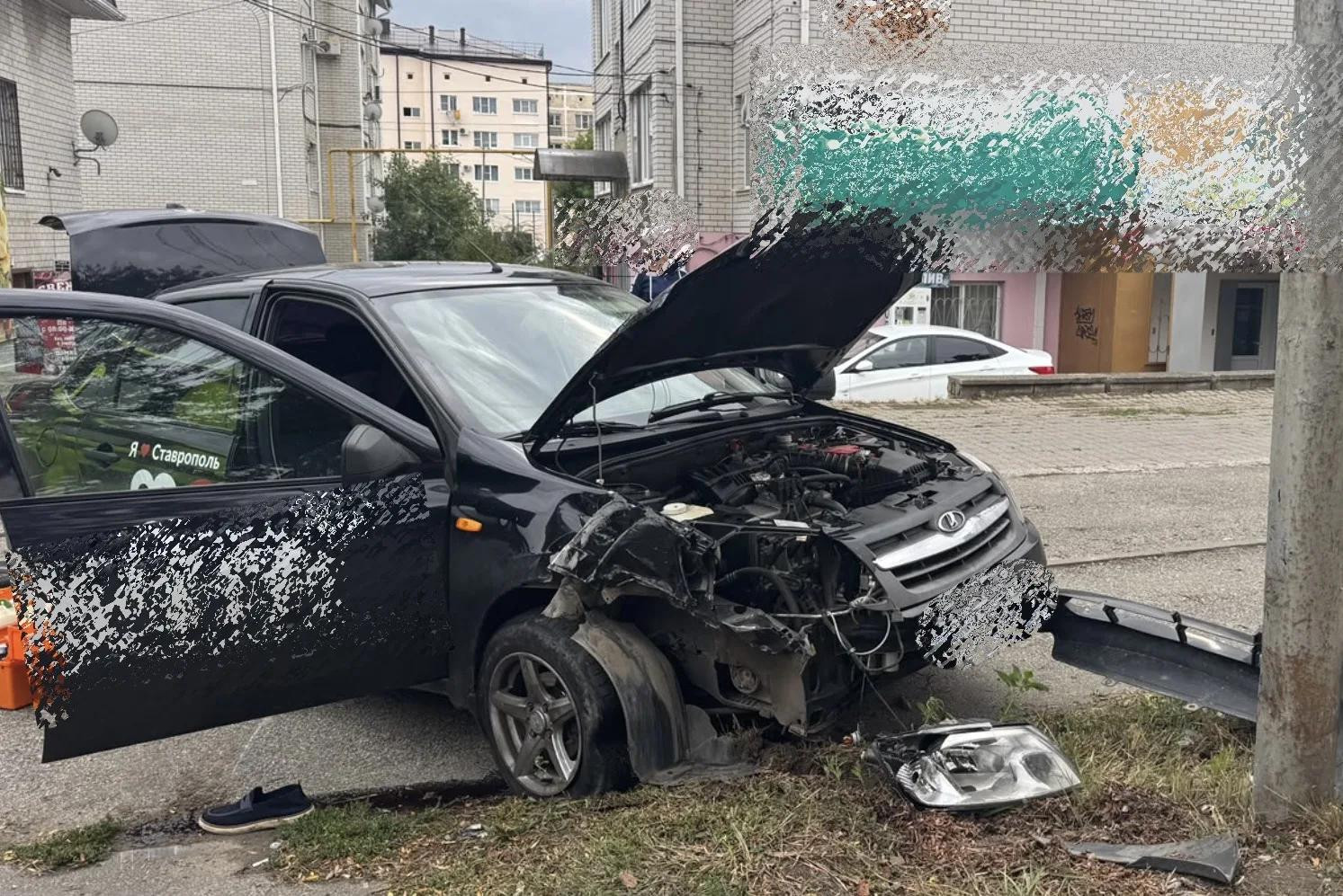 Пожилой водитель потерял управление машиной и погиб в Ставрополе