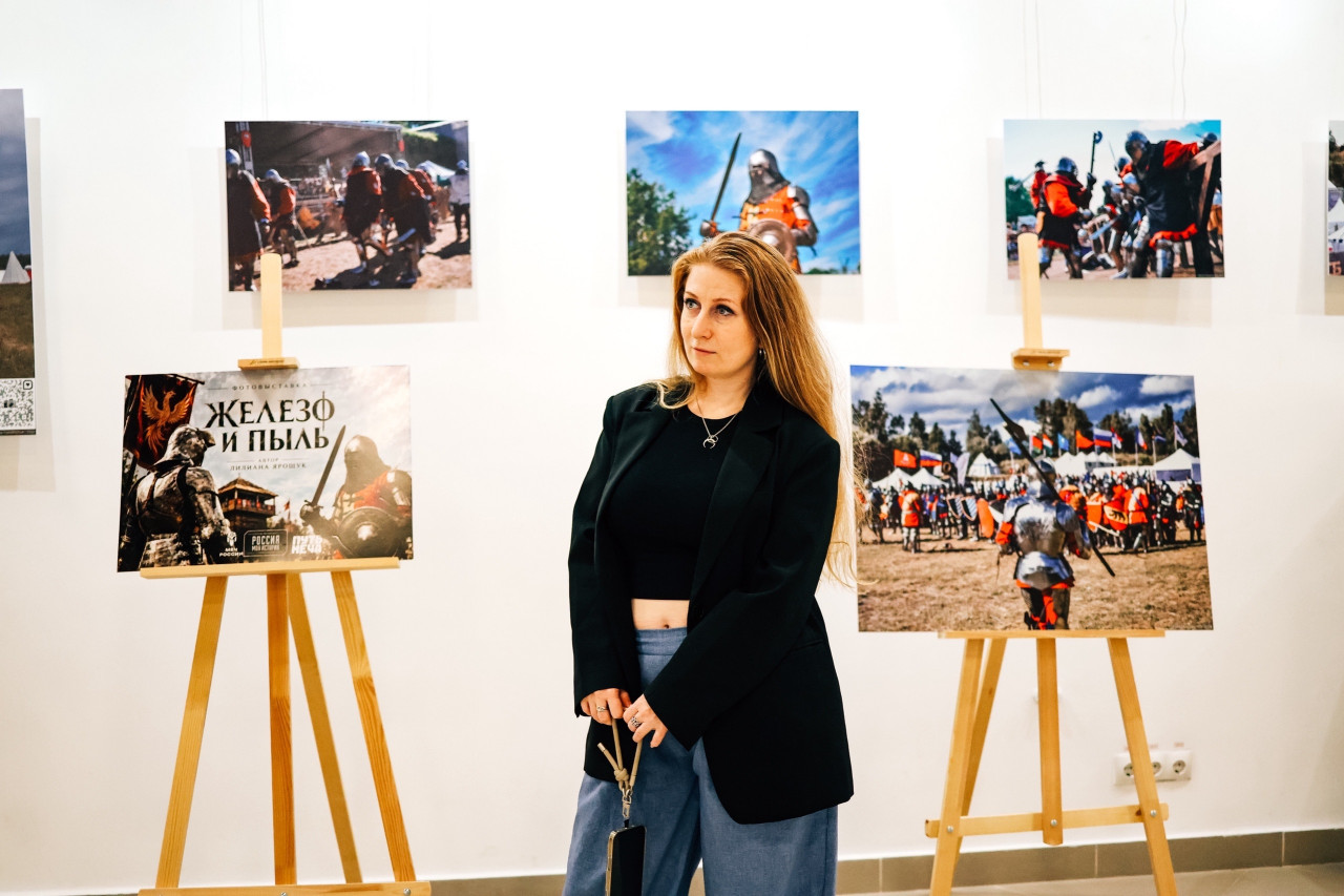 Фотовыставка «Железо и пыль» открылась в Ставрополе