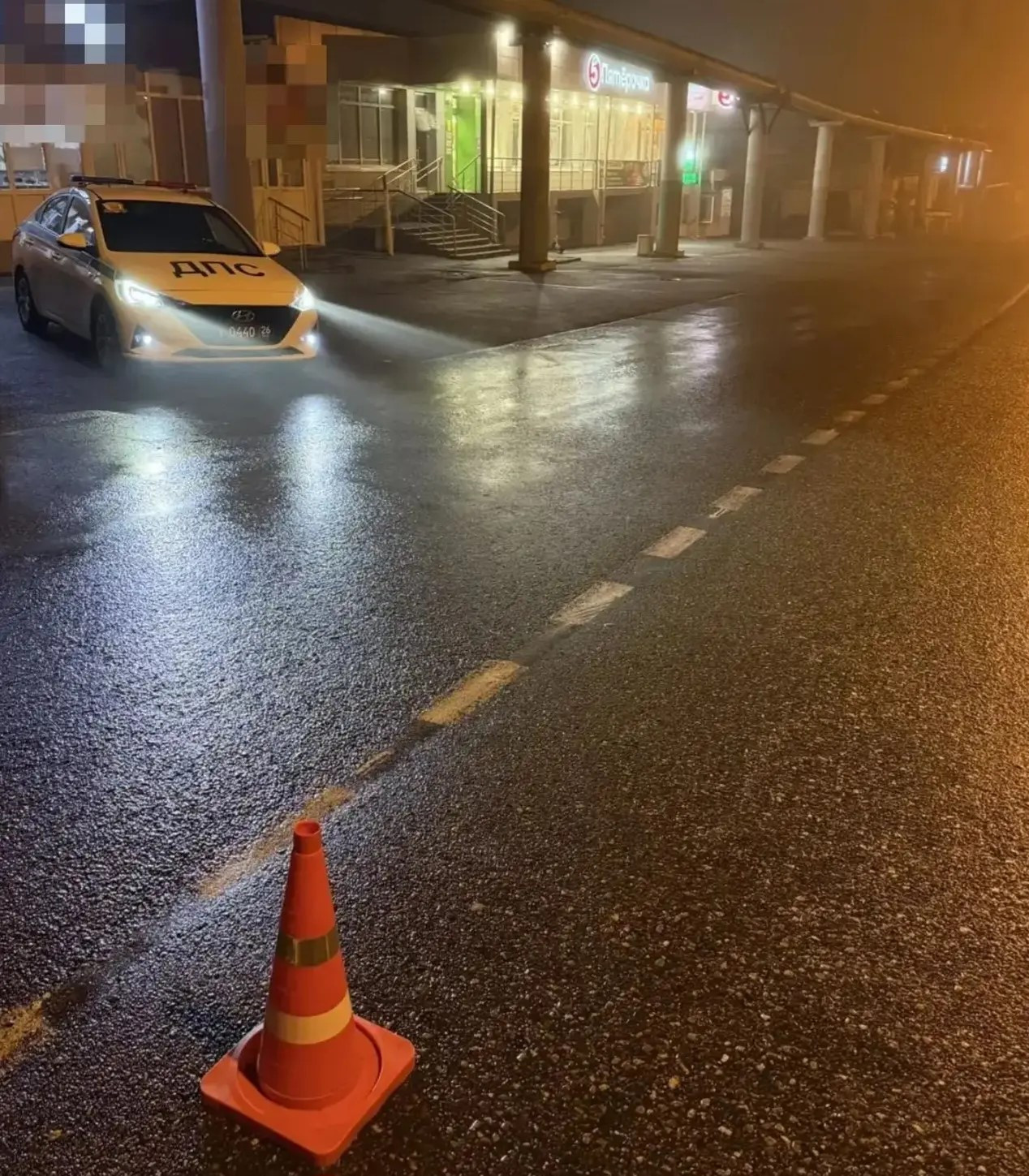 Водитель в Ставрополе сбил беременную девушку в тумане и скрылся
