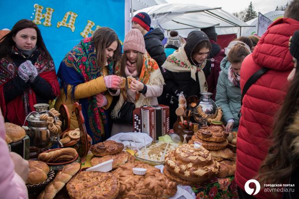 День Студента на площади Ленина