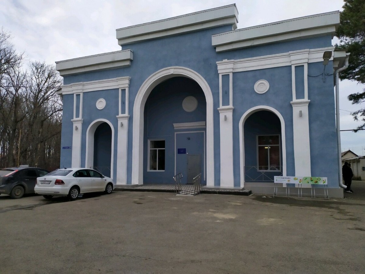 Молодежный культурно-досуговый центр «МИР» Молодежный культурно-досуговый центр «МИР»