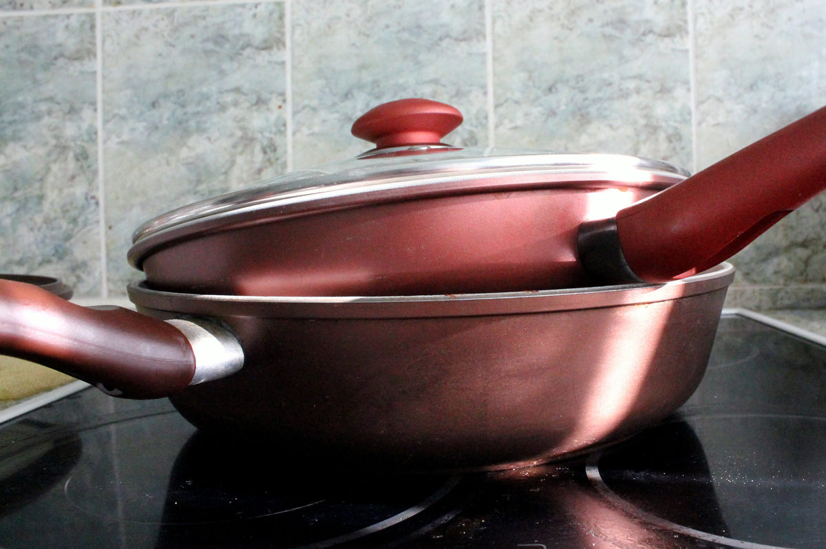 Как очистить сковороду от нагара в домашних условиях - Статьи на официальным сайте Unilever